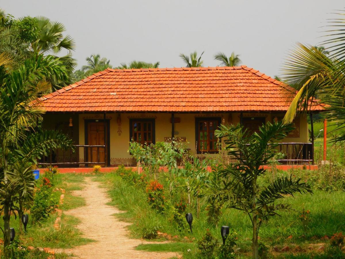 Gram Bangla Retreat Hotel Calcutta Buitenkant foto