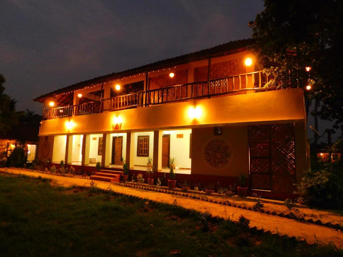 Gram Bangla Retreat Hotel Calcutta Buitenkant foto