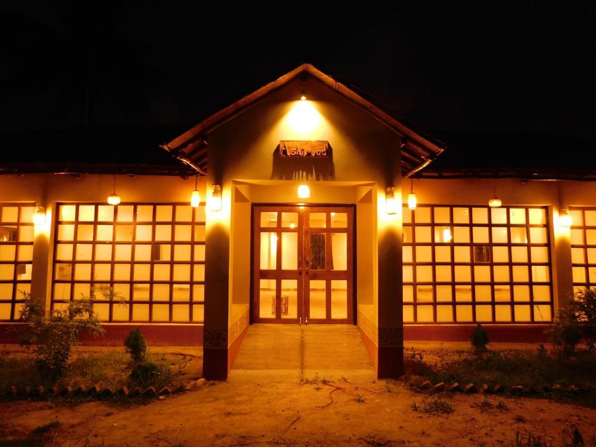 Gram Bangla Retreat Hotel Calcutta Buitenkant foto