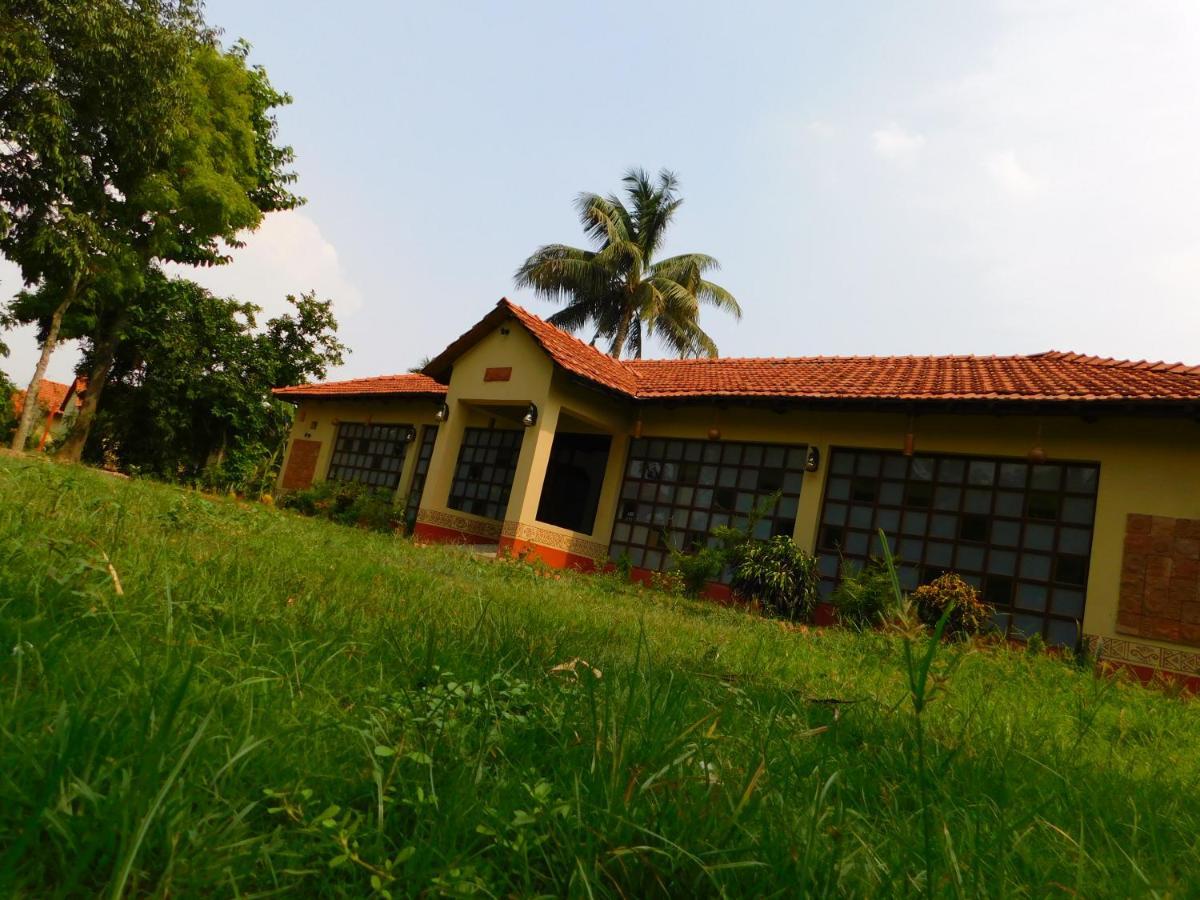 Gram Bangla Retreat Hotel Calcutta Buitenkant foto