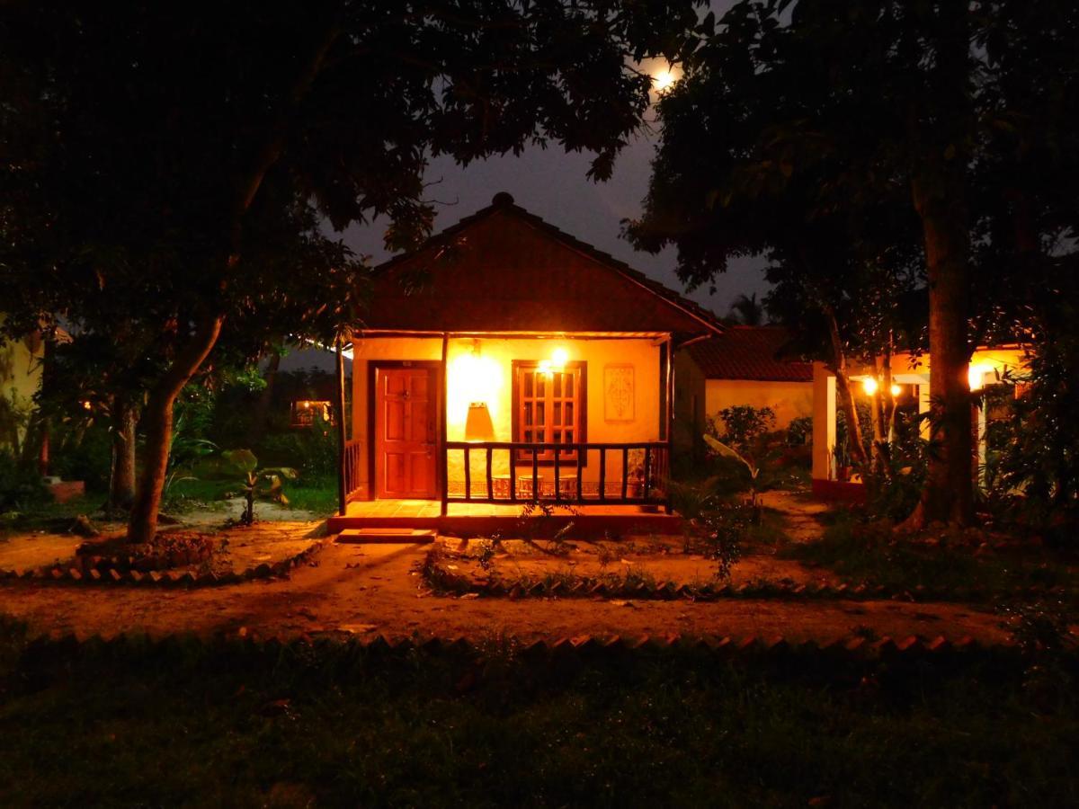 Gram Bangla Retreat Hotel Calcutta Buitenkant foto